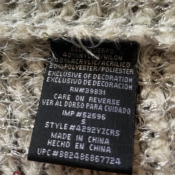 Ladies sequin XOXO shrug sweater Sz Small - Picture 6 of 7